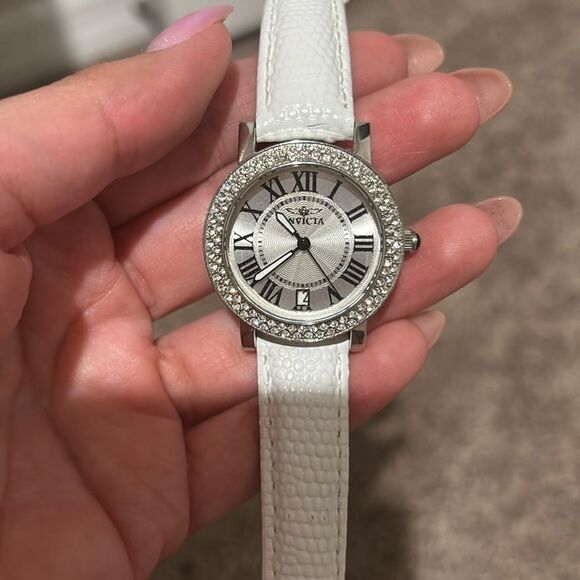 Invicta 21996 Angel Women's 33mm Quick Pin Leather Strap 5-in-1 Silver Watch Set - Picture 1 of 8